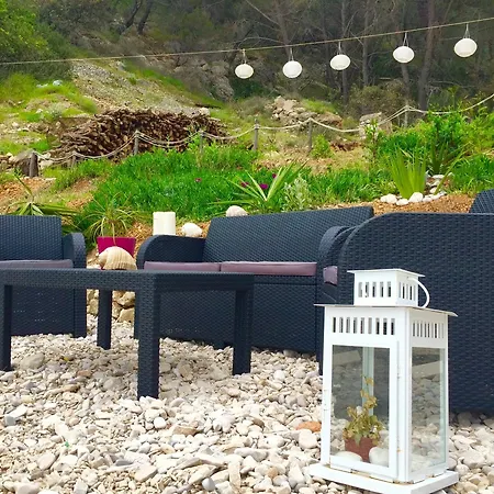 Sunny House On Gorgeous Tatinja Bay With A Private A- Steps From Apartment *